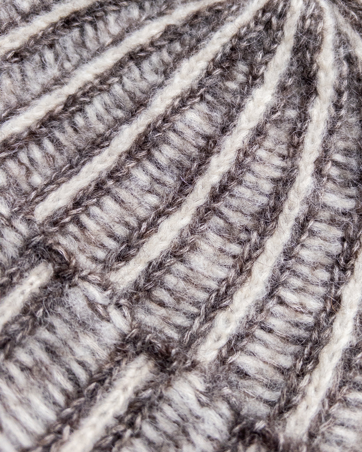 Alpaca Two-Tone Beanie - Charcoal/Cream