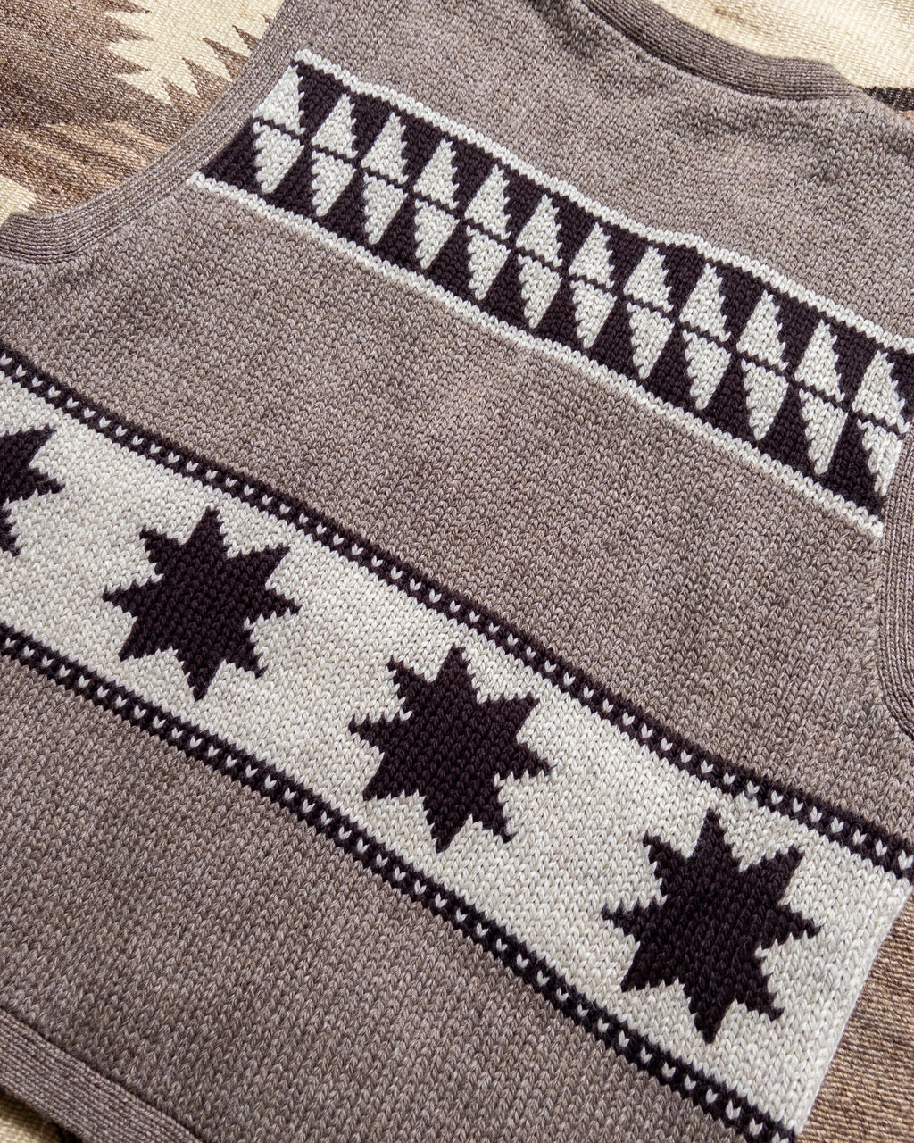 Highland Wool Valero Sweater Vest - Taupe/Cream